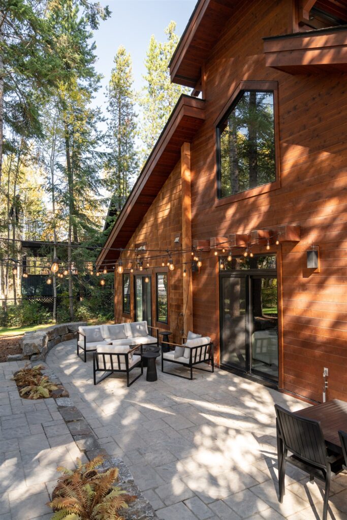 outdoor kitchen